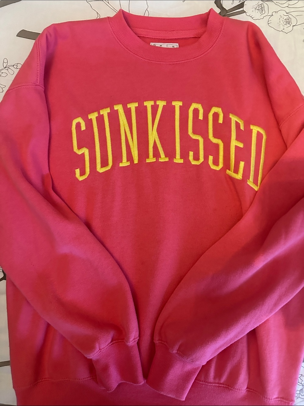 Sunkissed Crewneck Sweatshirt in Bright Pink by Gliks 1897